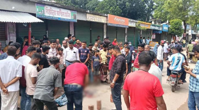 কাভার্ডভ্যানে গেলো বাইসাইকেল চালকের প্রাণ